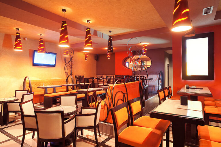 シンプルに、清潔に、店主の筋を通す。